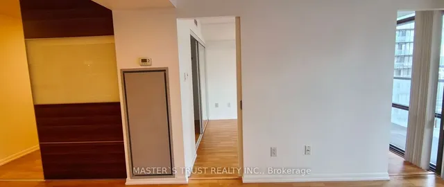 Additional property image - 38 Grenville St Unit 1610