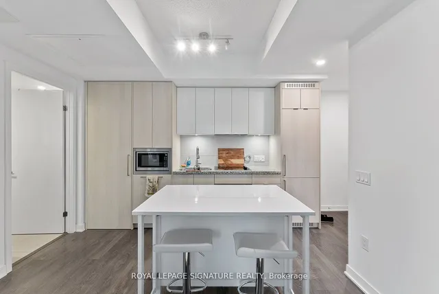Additional property image - 115 Blue Jays Way Unit 320