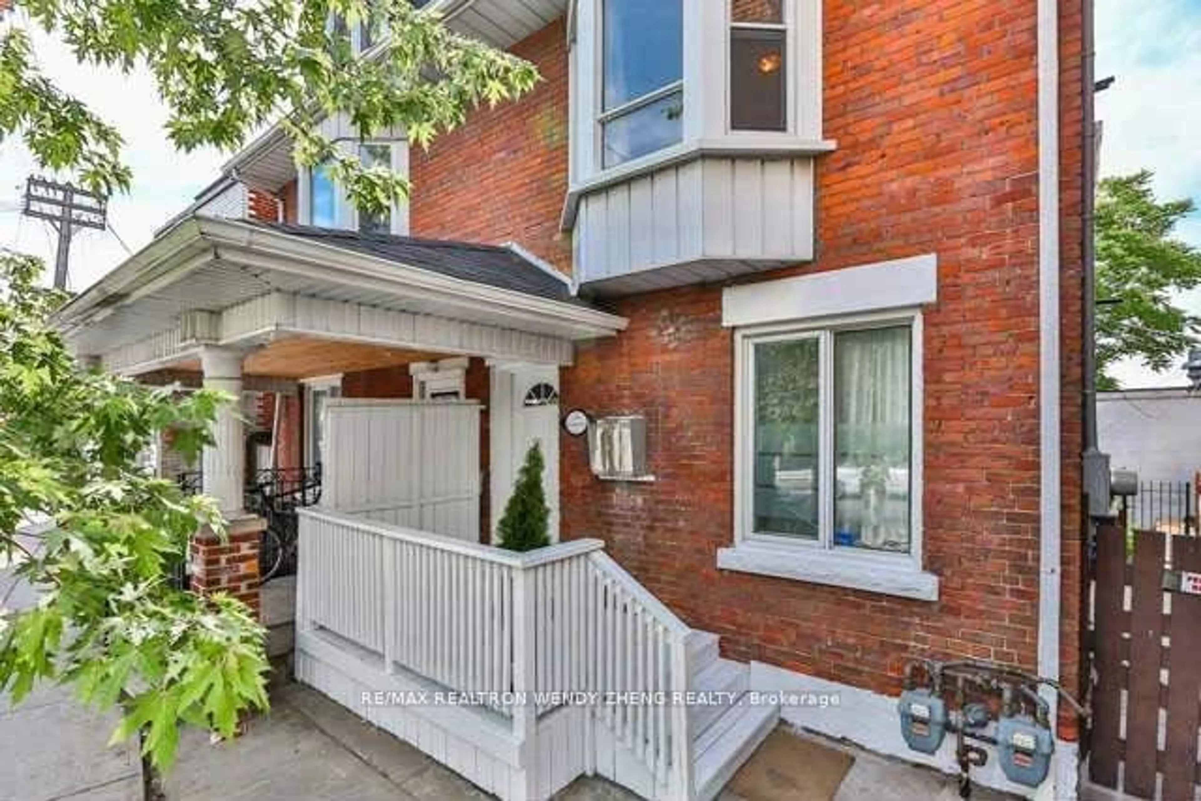 Home with brick exterior material, street for 1145 Davenport Rd, Toronto Ontario M6H 2G4