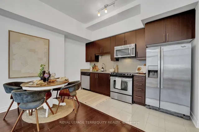 Additional property image - 2756 Old Leslie St Unit 1102