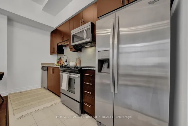 Additional property image - 2756 Old Leslie St Unit 1102