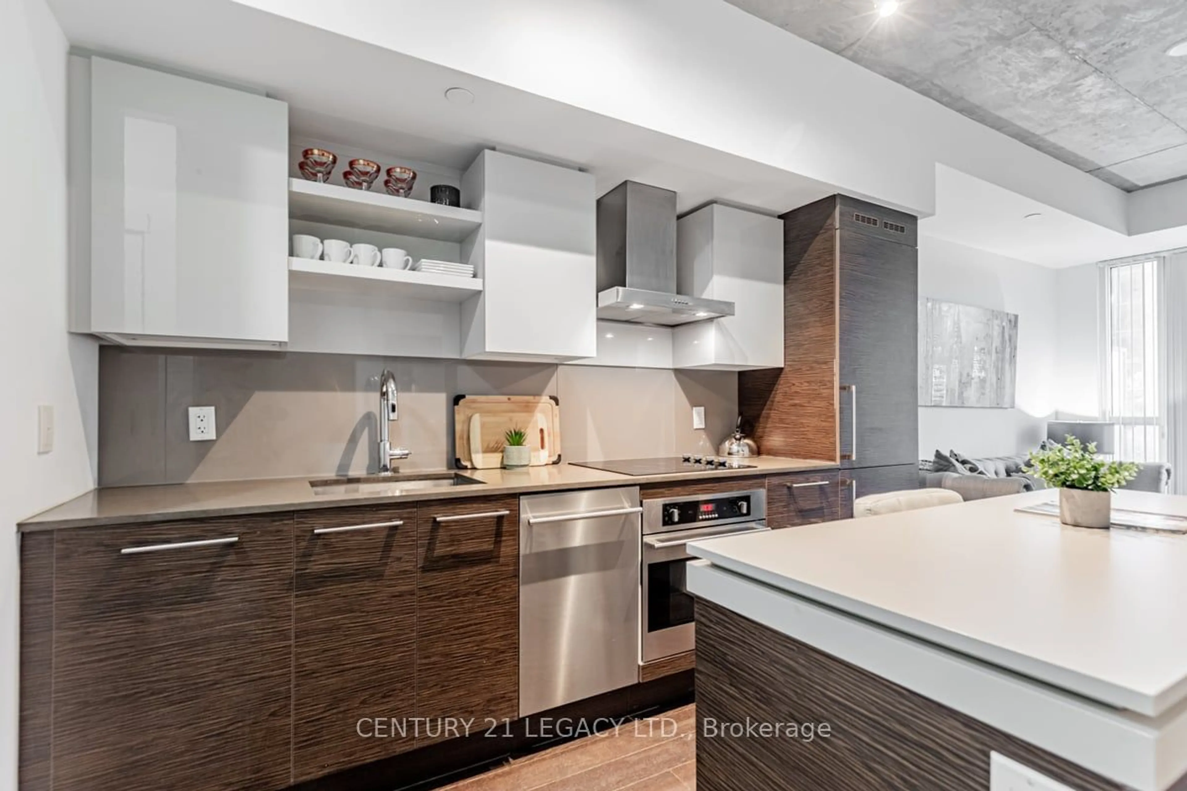 Contemporary kitchen, ceramic/tile floor for 1030 King St #308, Toronto Ontario M6K 0B4