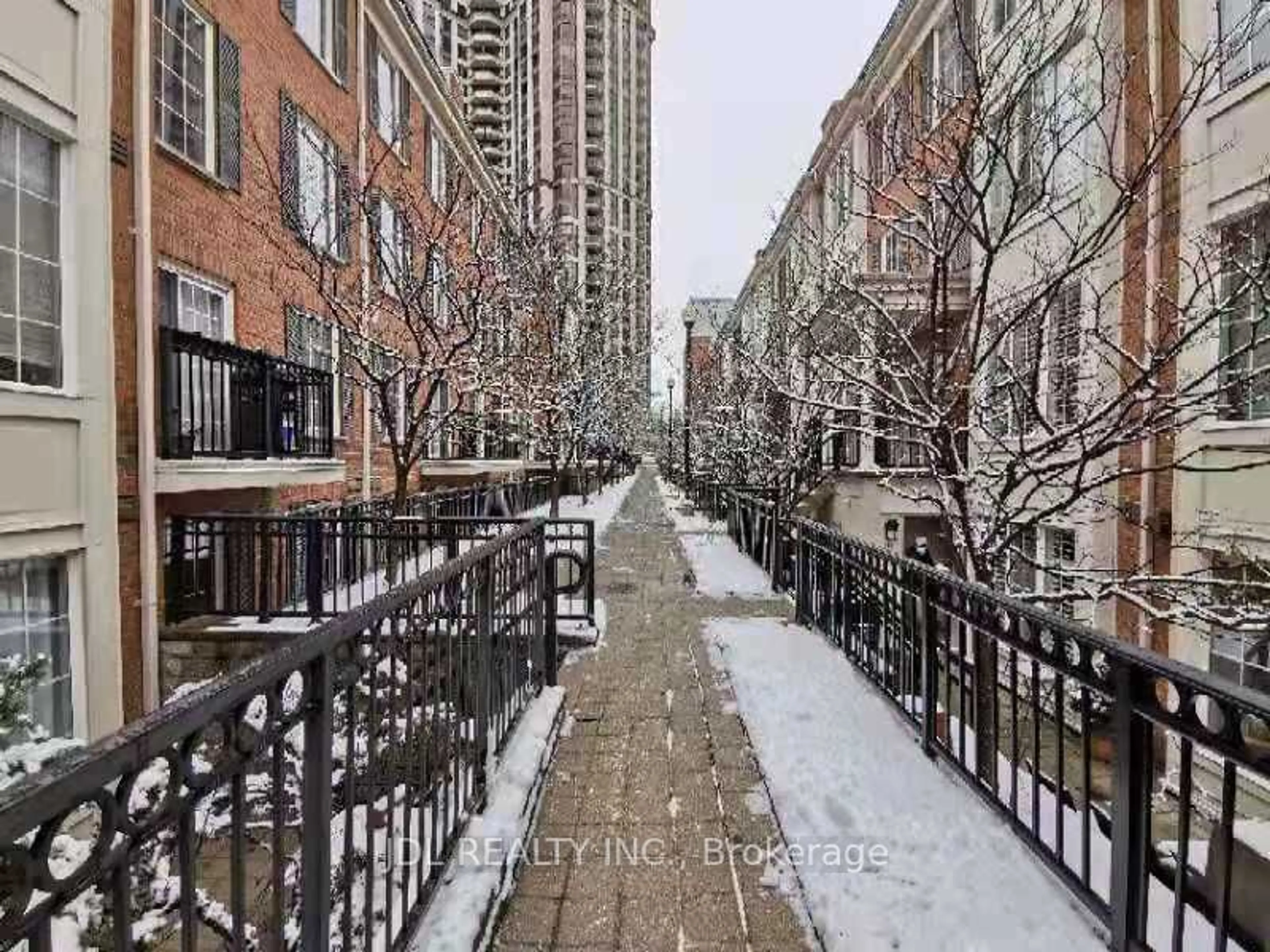 Patio, street for 3 Everson Dr #144, Toronto Ontario M2N 7C2