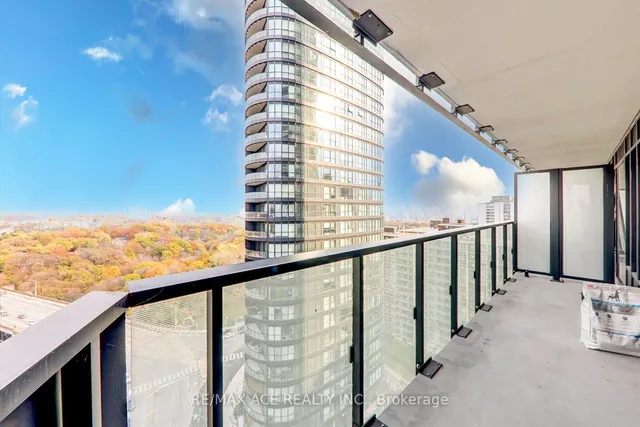 Additional property image - 575 Bloor St Unit 1703