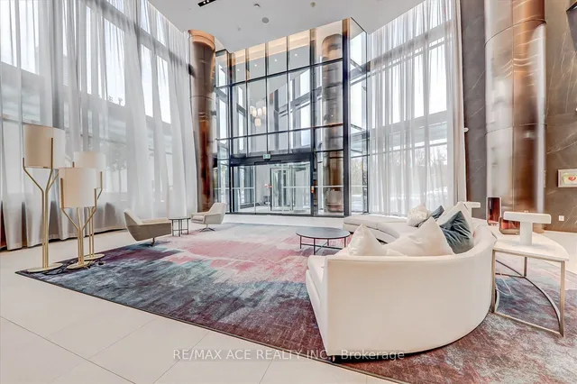 Additional property image - 575 Bloor St Unit 1703