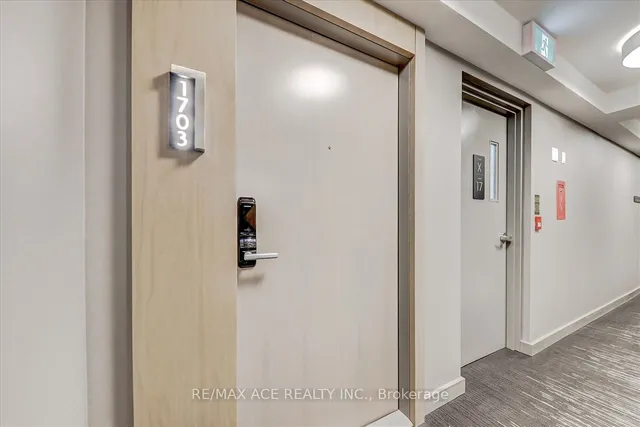Additional property image - 575 Bloor St Unit 1703