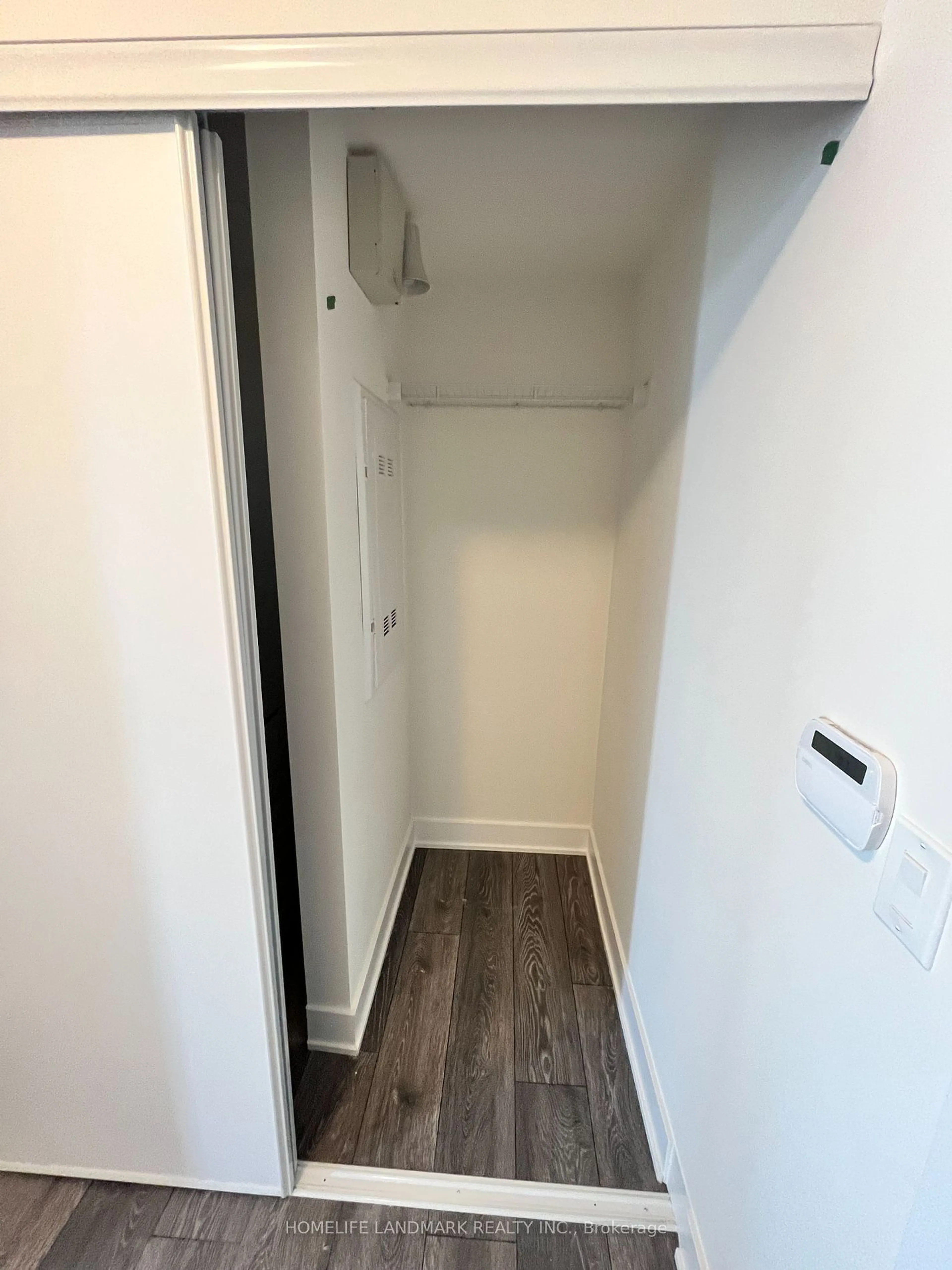 A pic of a room for 188 Fairview Mall Dr #PH05, Toronto Ontario M2J 0H7