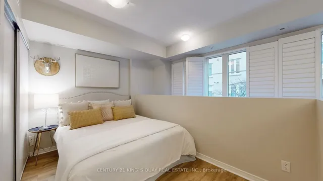 Additional property image - 38 Western Battery Rd Unit 612