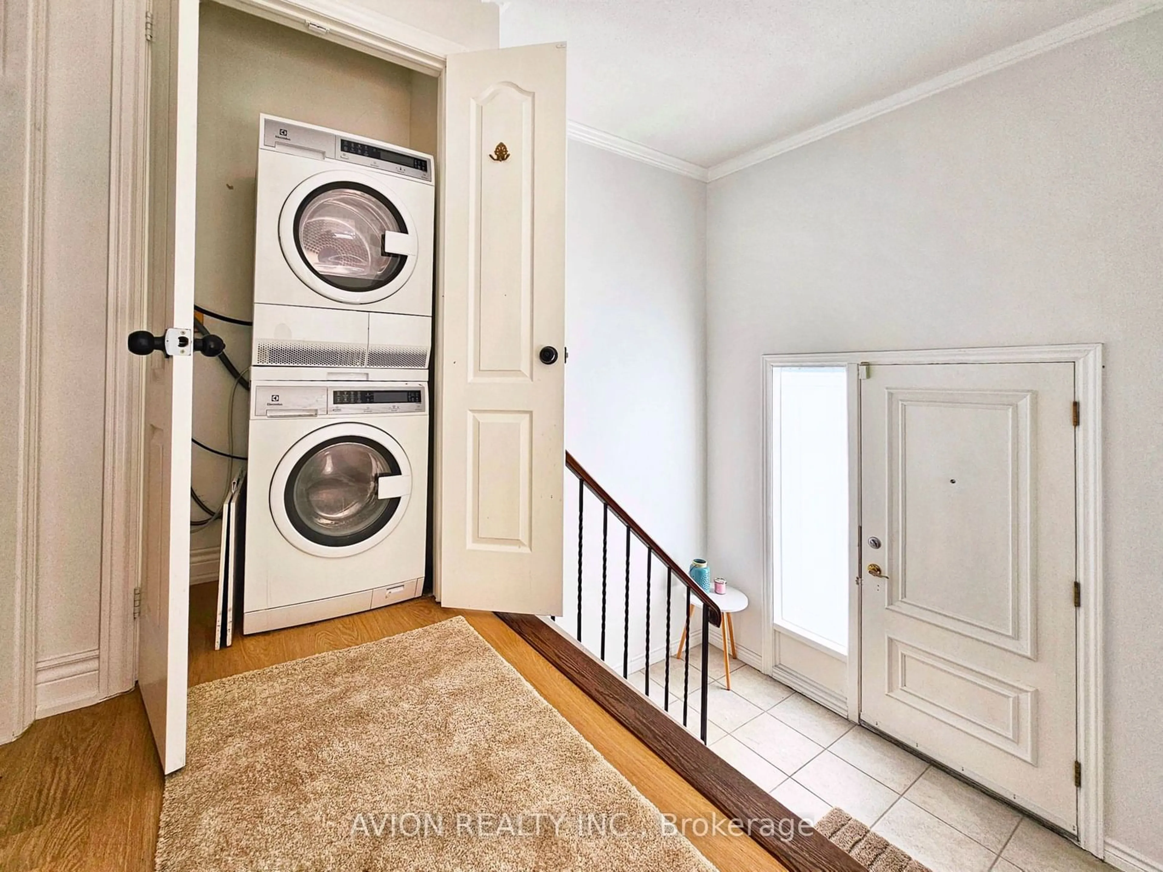 Laundry room for 10 Clancy Dr, Toronto Ontario M2J 2V8