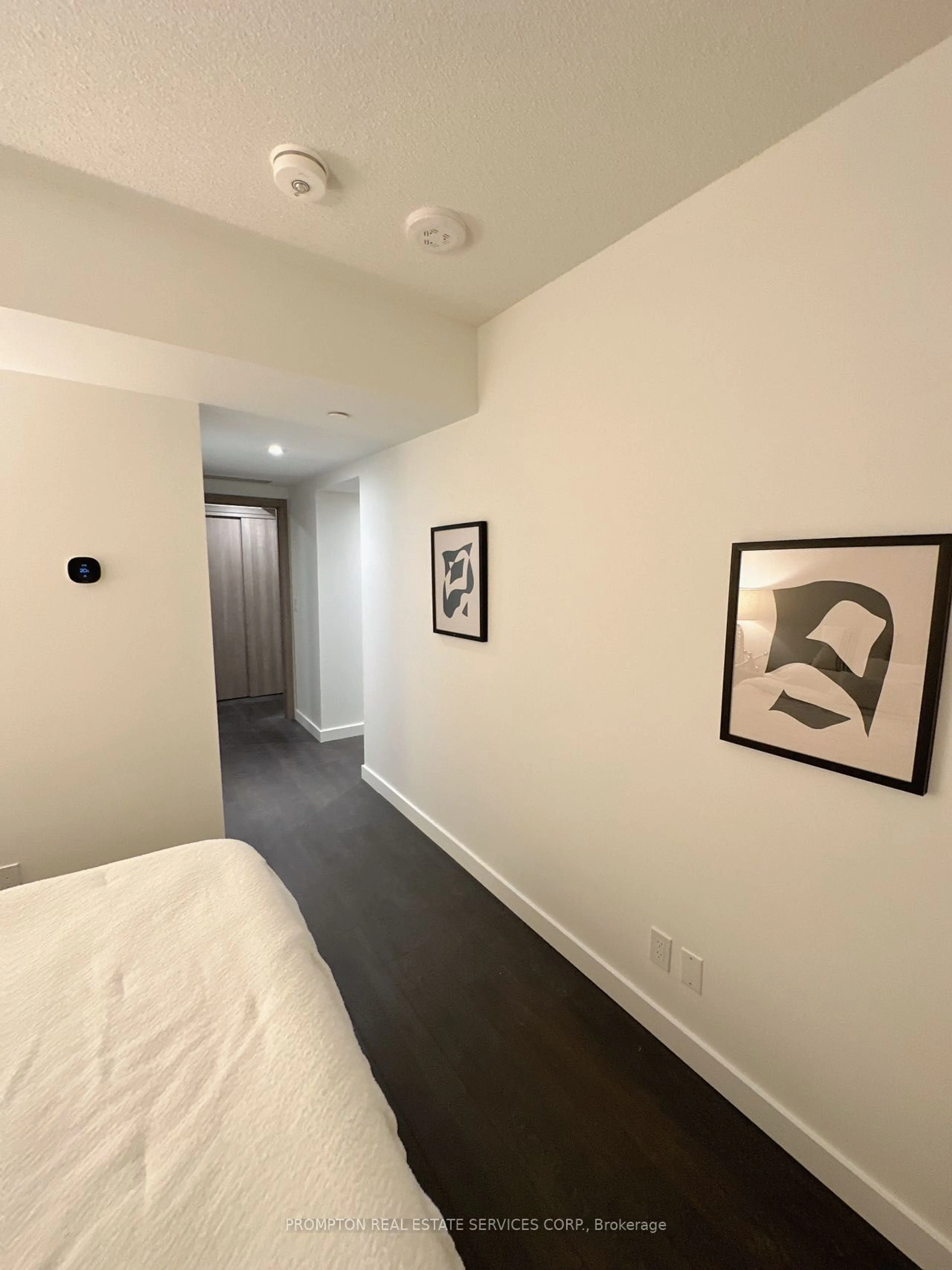 A pic of a room for 38 Widmer St #4706, Toronto Ontario M5V 2E9