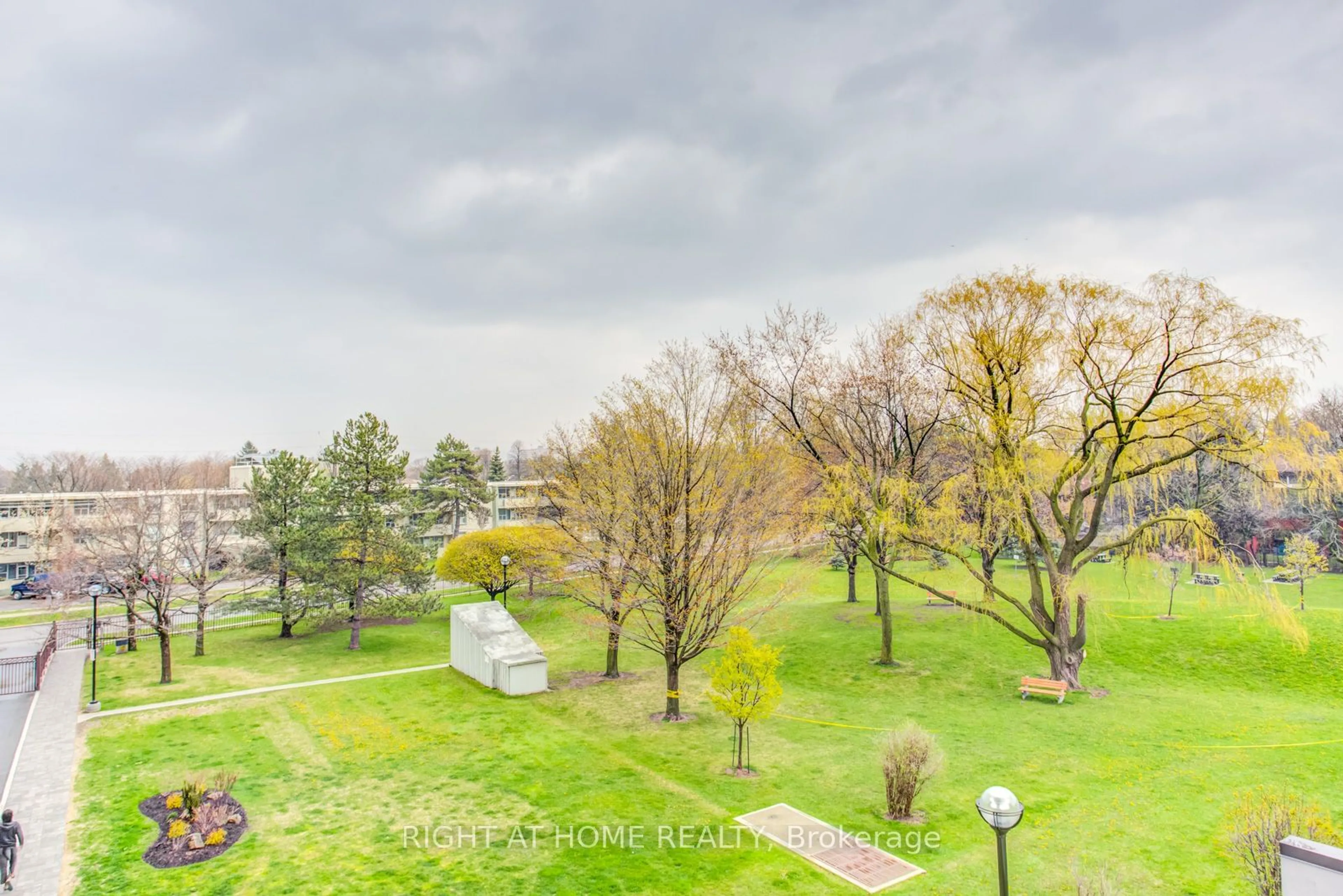 A pic from outside/outdoor area/front of a property/back of a property/a pic from drone, water/lake/river/ocean view for 5 Old Sheppard Ave #403, Toronto Ontario M2J 4K3