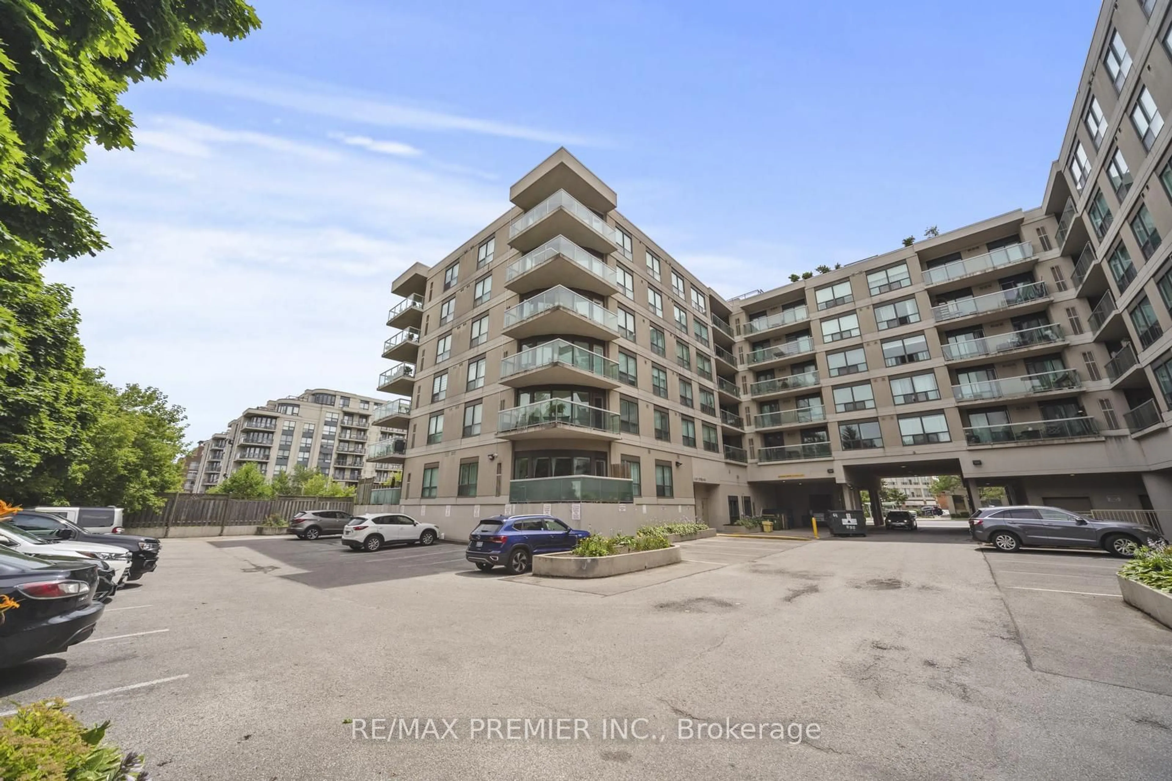 Unknown for 890 Sheppard Ave #213, Toronto Ontario M3H 6B9