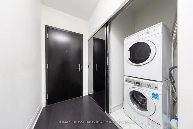 Additional property image - 1080 Bay St Unit 4509
