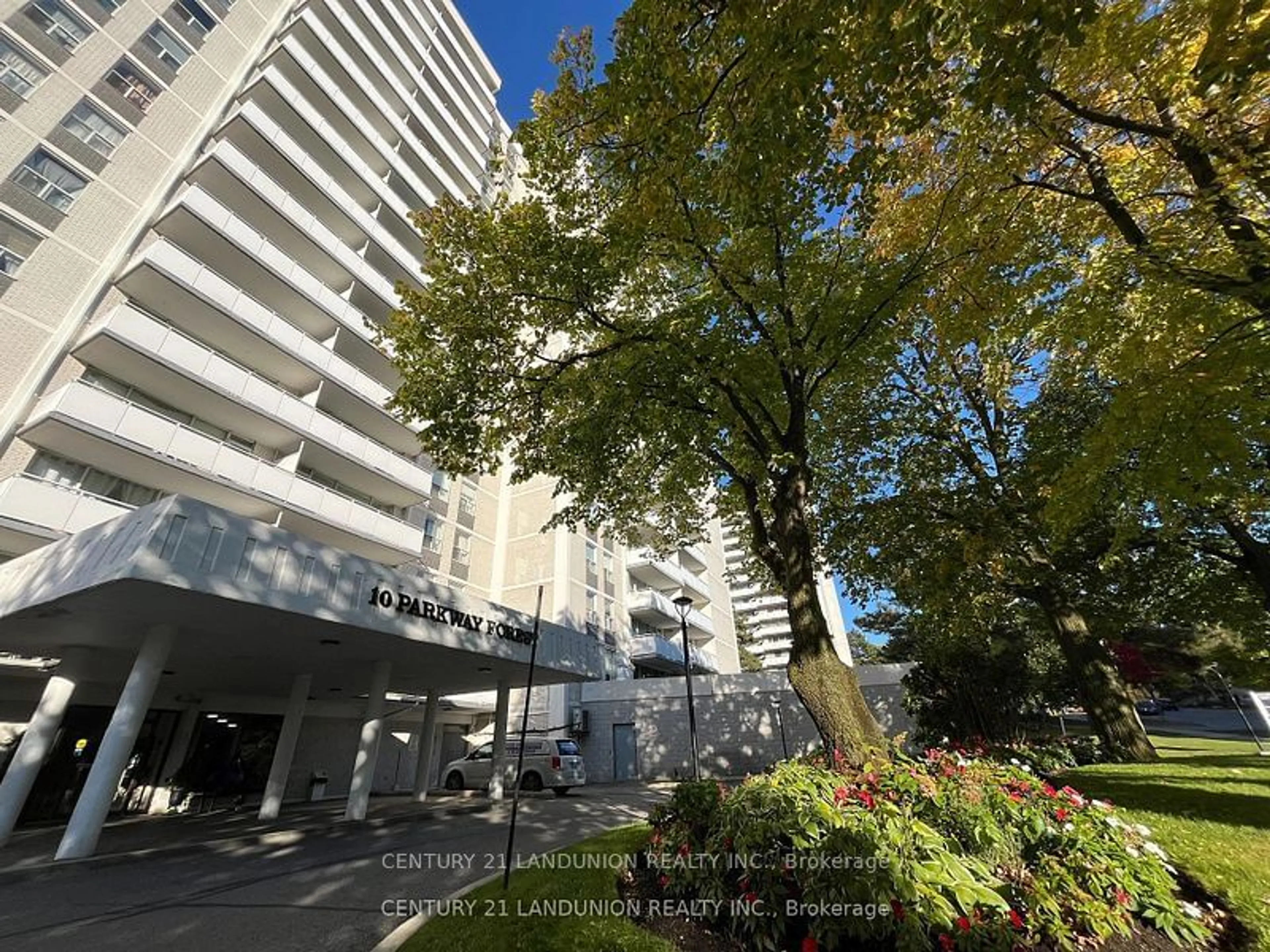 A pic from outside/outdoor area/front of a property/back of a property/a pic from drone, unknown for 10 Parkway Forest Dr #1702, Toronto Ontario M2J 1L3