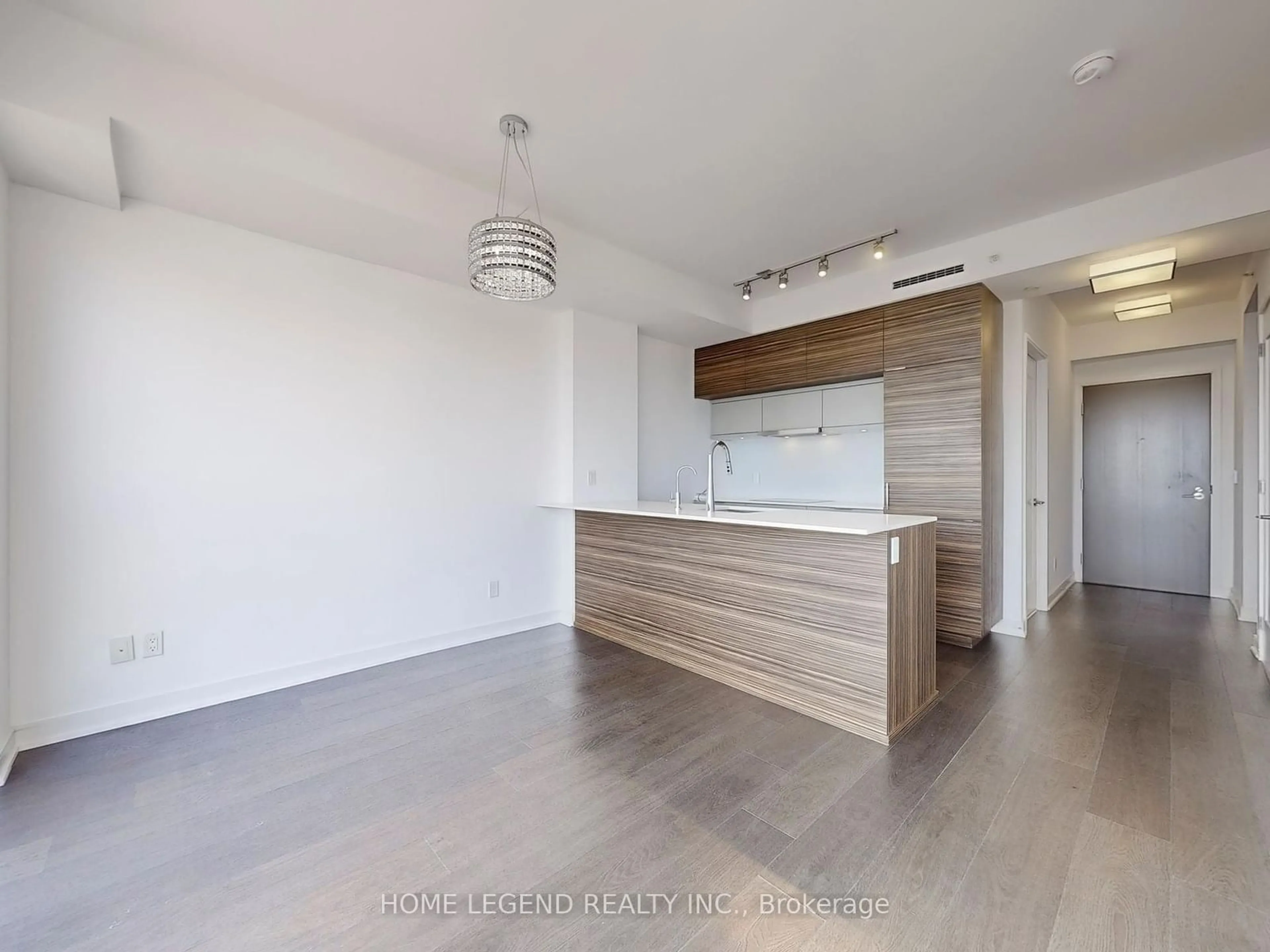 Open concept kitchen, wood/laminate floor for 88 Scott St #4305, Toronto Ontario M5E 0A9