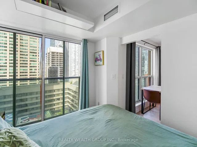 Additional property image - 8 Park Rd Unit 2113