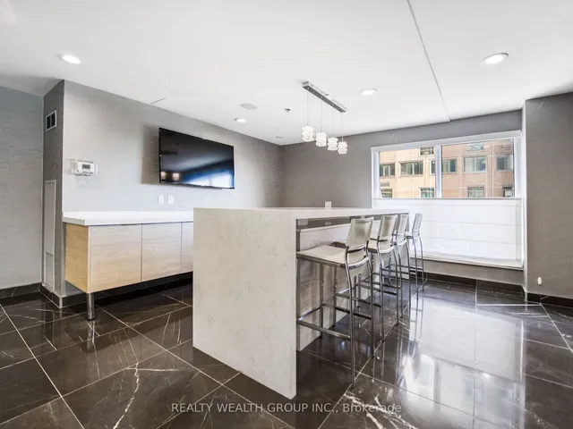 Additional property image - 8 Park Rd Unit 2113