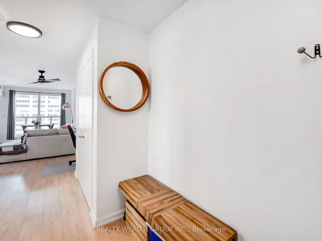 Additional property image - 8 Park Rd Unit 2113