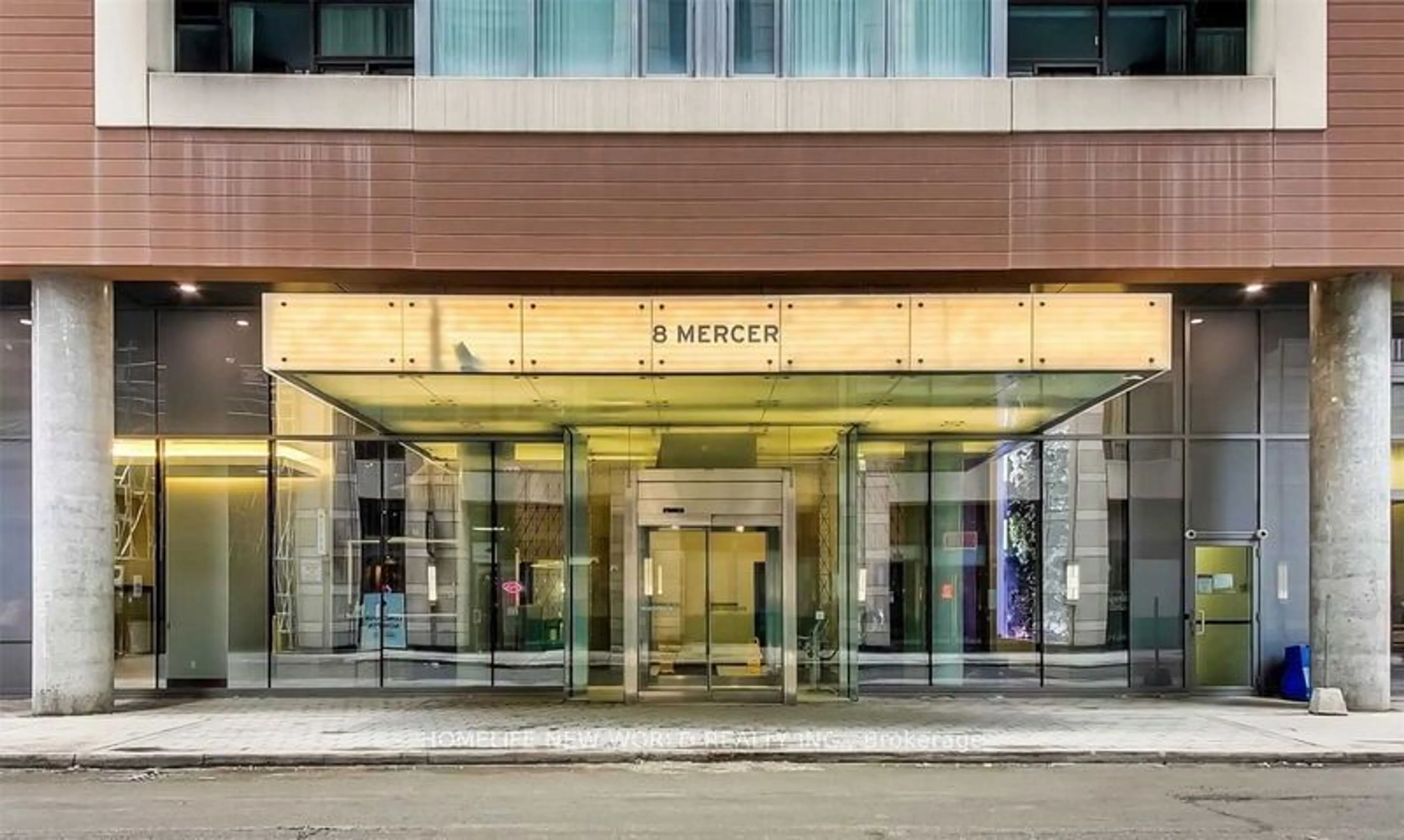 Indoor foyer for 8 Mercer St #605, Toronto Ontario M5V 0C4