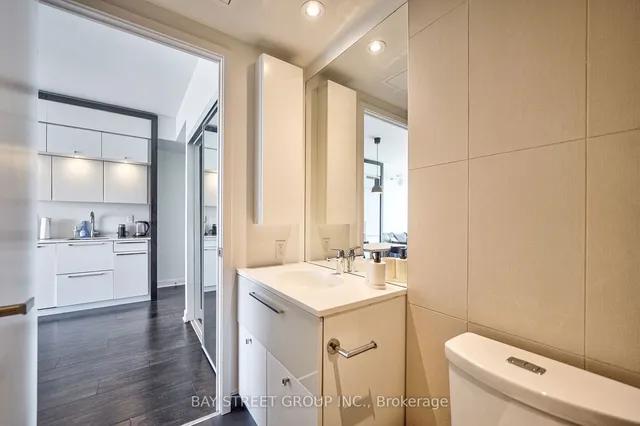 Additional property image - 15 Grenville St Unit 4301