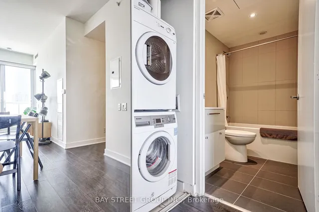Additional property image - 15 Grenville St Unit 4301