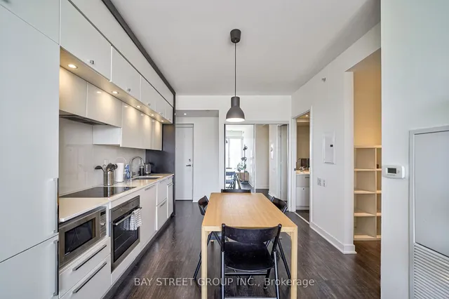 Additional property image - 15 Grenville St Unit 4301