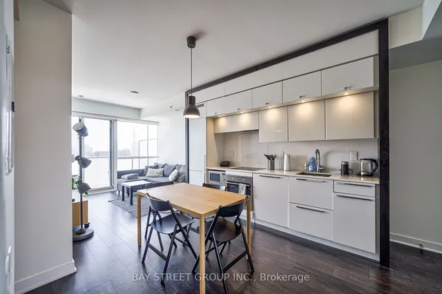 Additional property image - 15 Grenville St Unit 4301