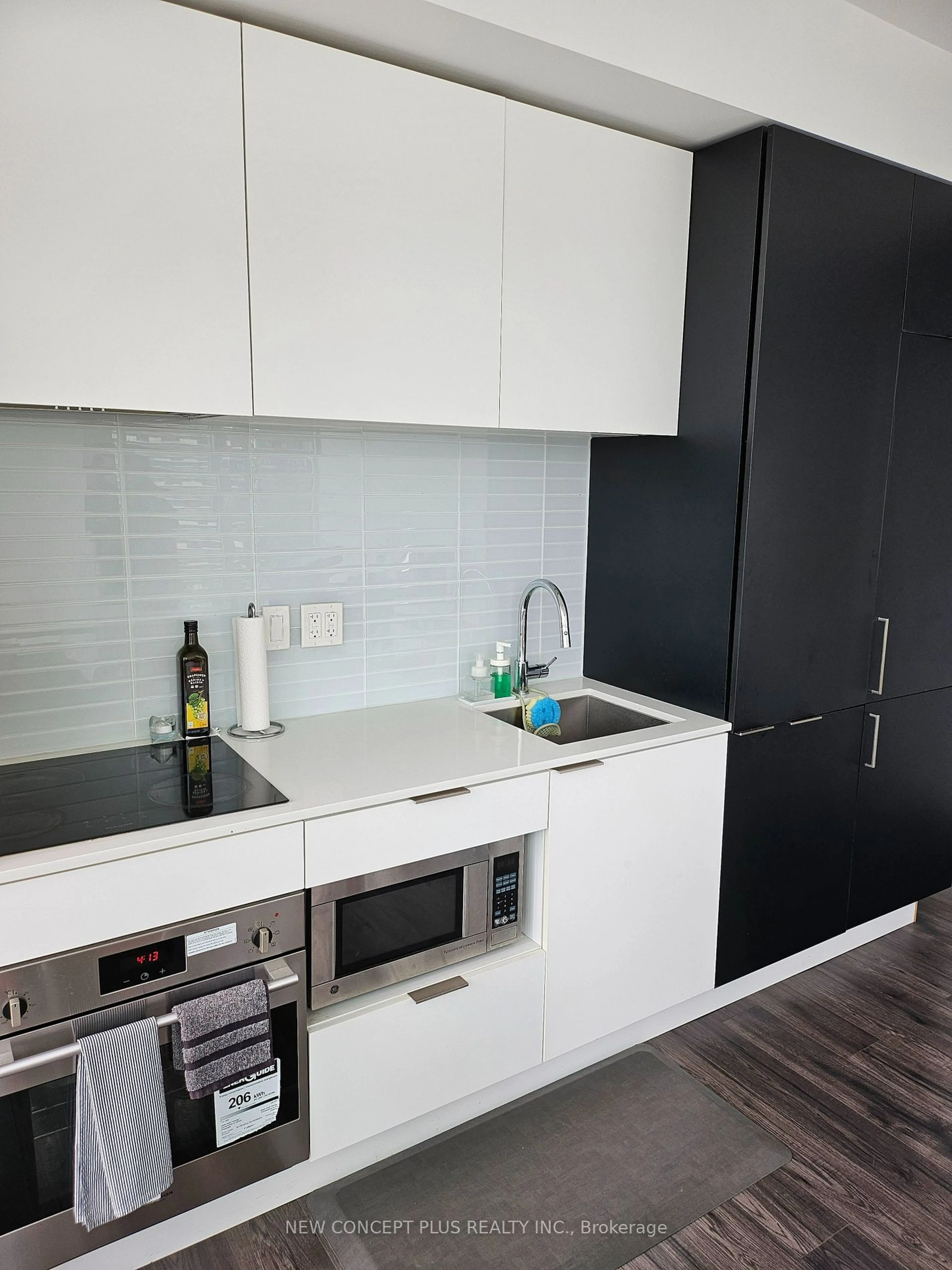 Standard kitchen, unknown for 33 Helendale Ave #2310, Toronto Ontario M4R 0A4