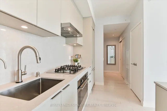 Additional property image - 20 Lombard St Unit 4107