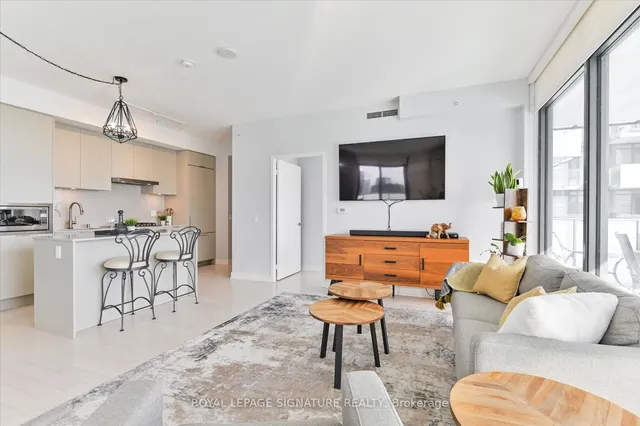 Additional property image - 20 Lombard St Unit 4107
