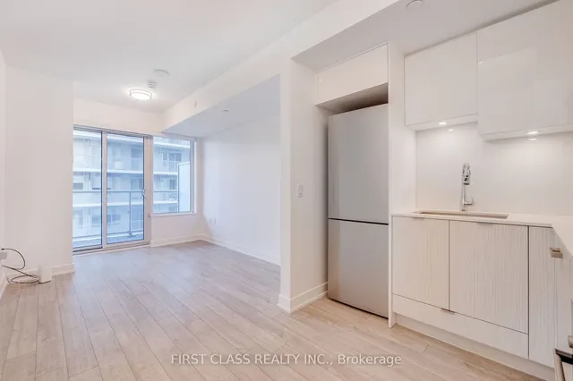 Additional property image - 195 Redpath Ave Unit 3414