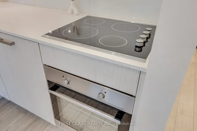 Additional property image - 195 Redpath Ave Unit 3414