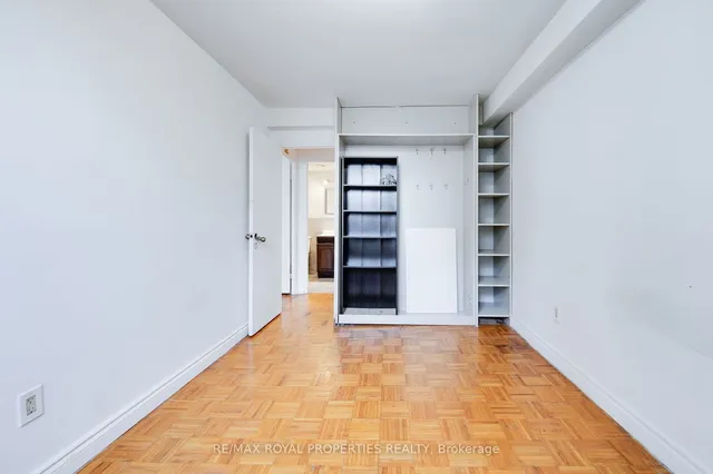 Additional property image - 10 Edgecliff Gfwy Unit 309