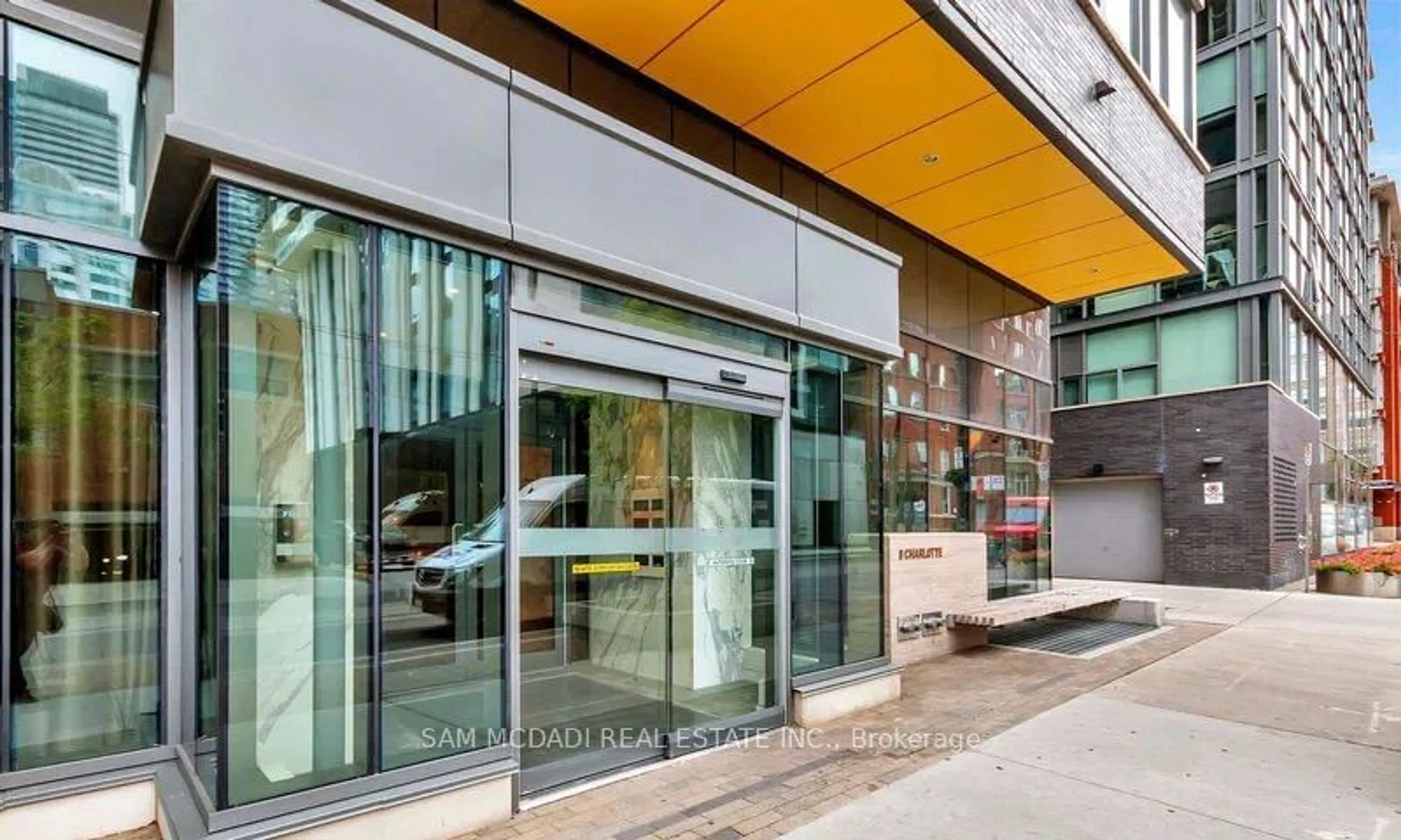 Indoor foyer for 8 Charlotte St #1108, Toronto Ontario M5V 0K4