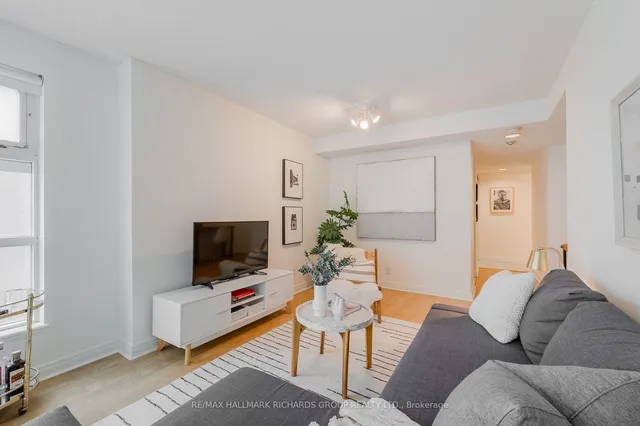Additional property image - 50 Lombard St Unit 804