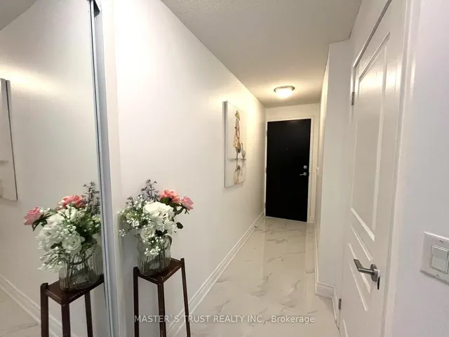 Additional property image - 18 Yonge St Unit 1213