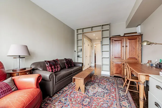 Additional property image - 18 Lower Village Gate Unit PH7