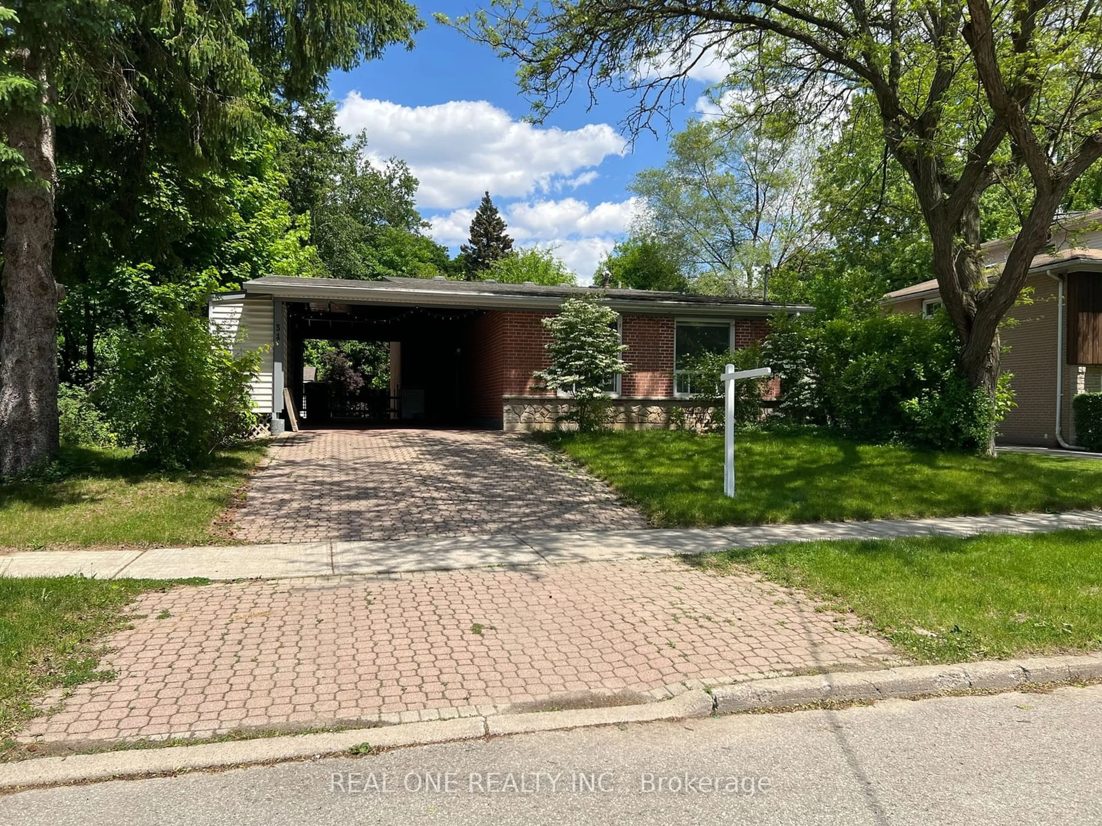 Unknown for 34 Shippigan Cres, Toronto Ontario M2J 2G2