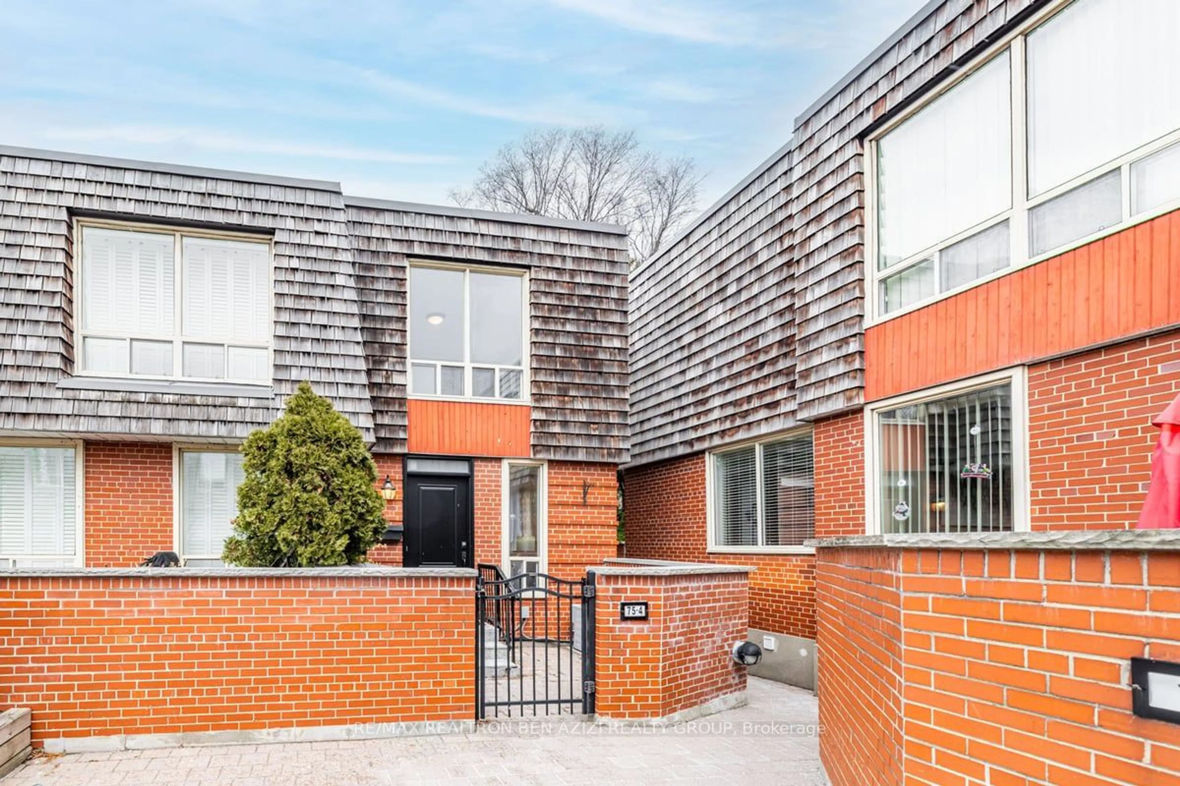 Home with brick exterior material, street for 75 upper canada Dr #4, Toronto Ontario M2P 2A2