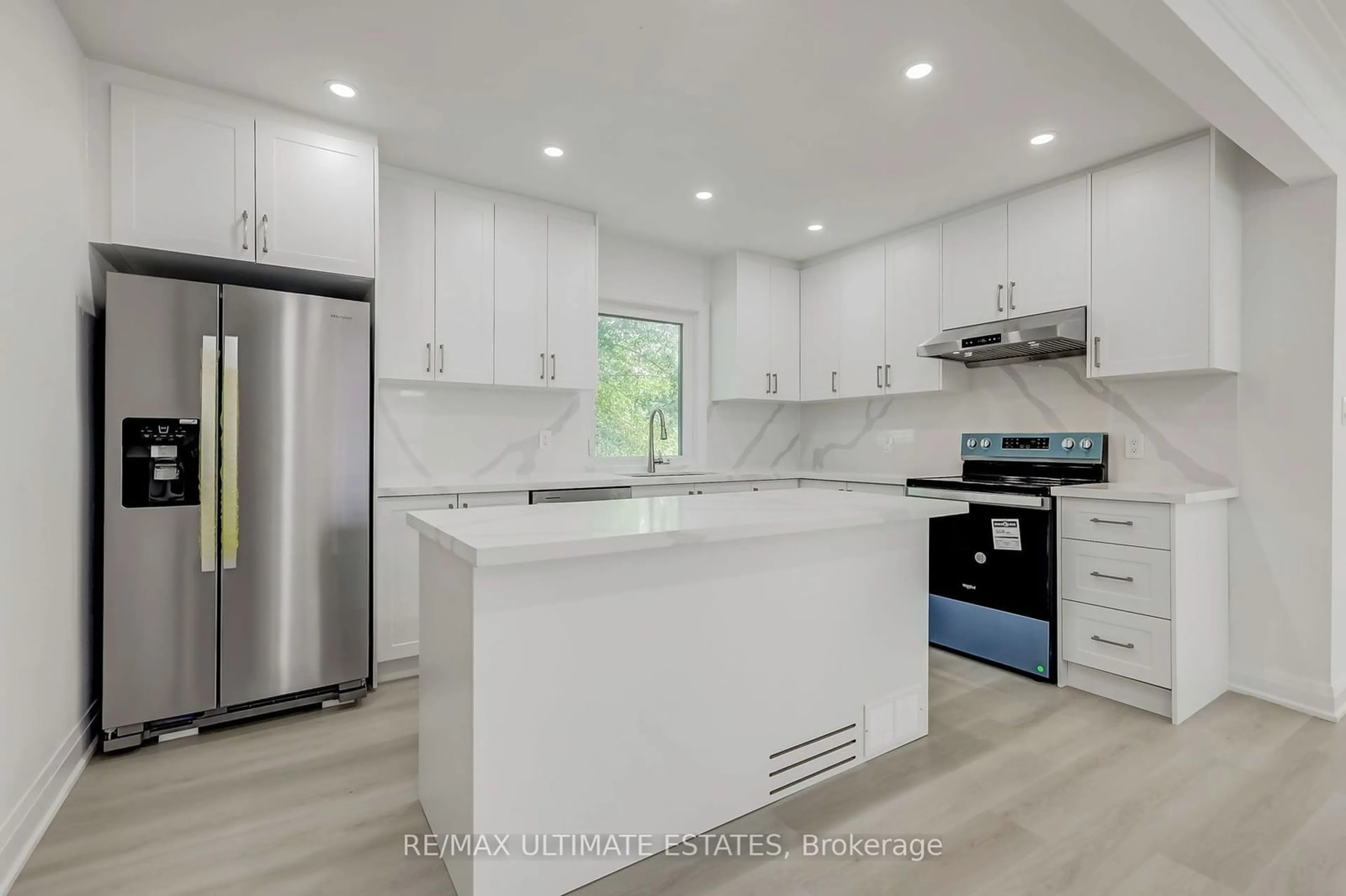 Open concept kitchen, unknown for 106 Pleasant Ave, Toronto Ontario M2M 1M1