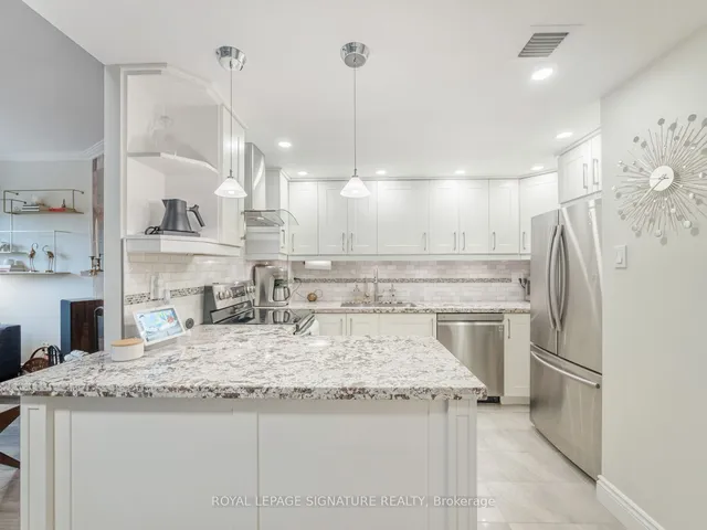 Additional property image - 80 Adelaide St Unit TH6
