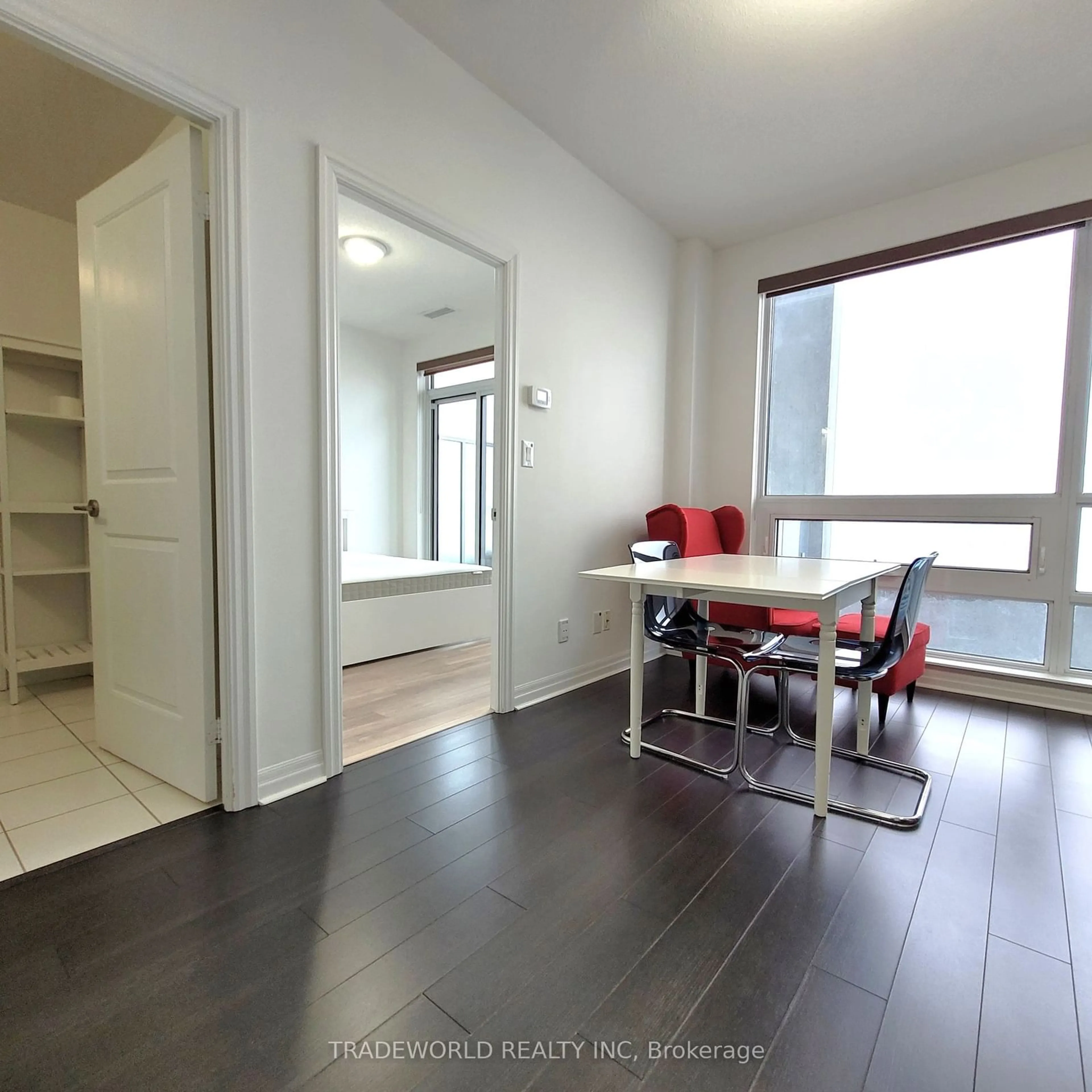 A pic of a room for 2015 Sheppard Ave #Ph7, Toronto Ontario M2J 0B3