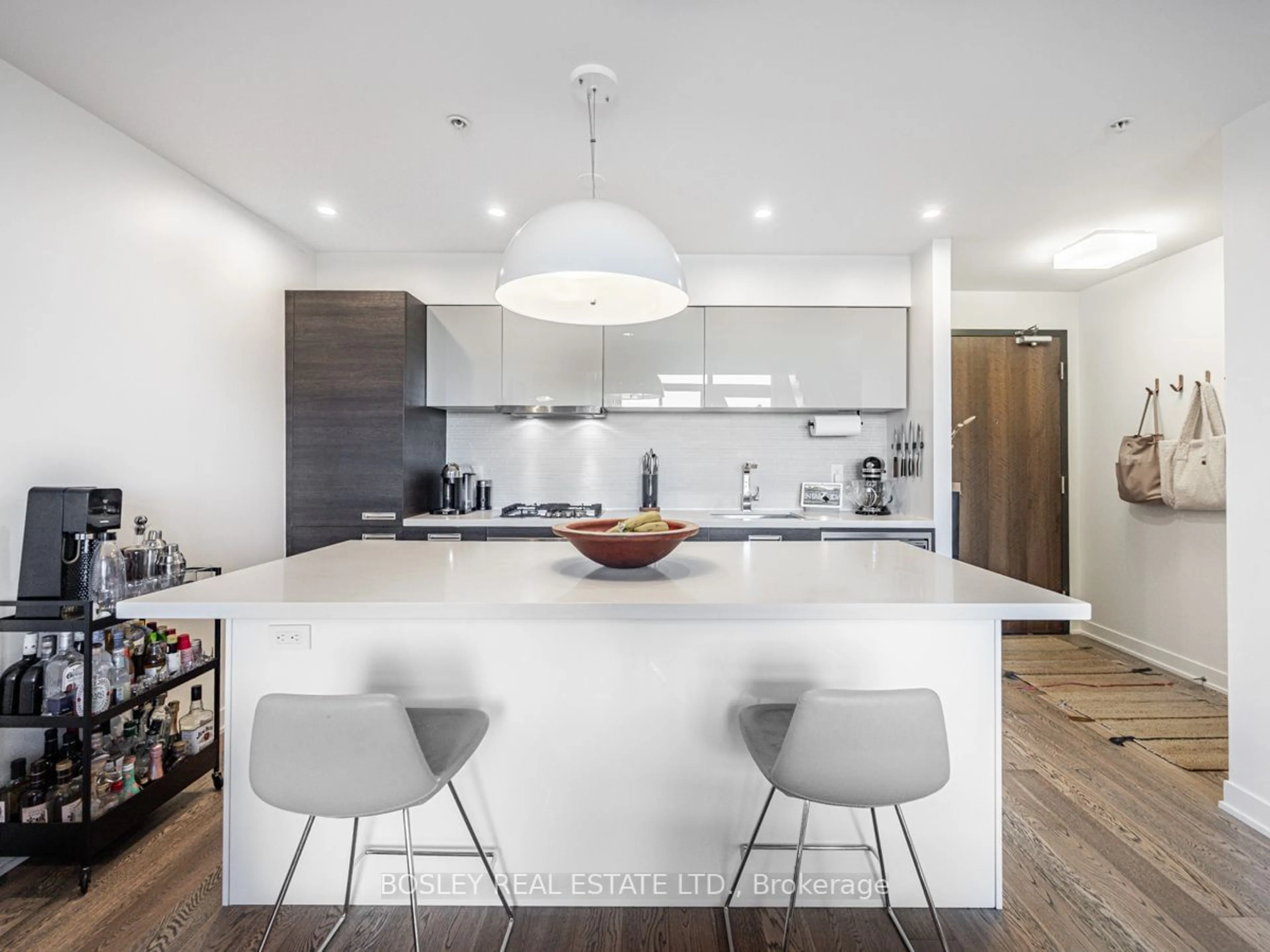 Contemporary kitchen, unknown for 1239 Dundas St #703, Toronto Ontario M6J 1X6