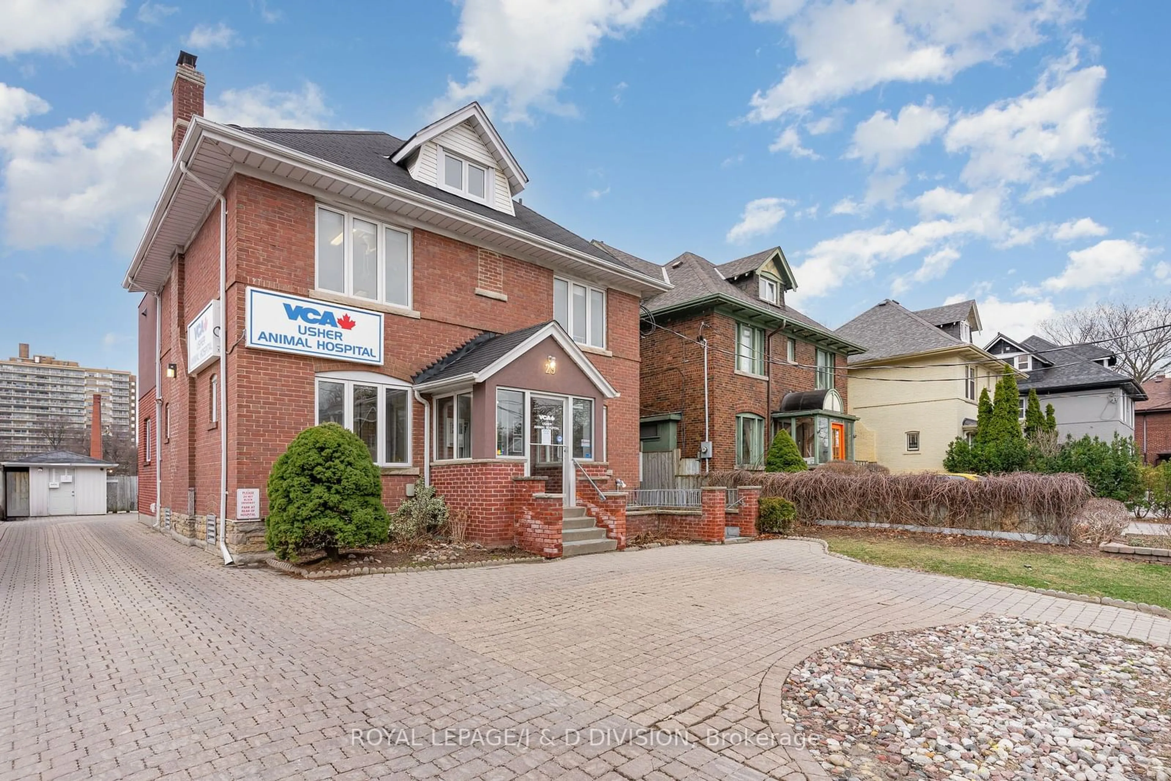 Home with brick exterior material, street for 29 Chaplin Cres, Toronto Ontario M5P 1A2