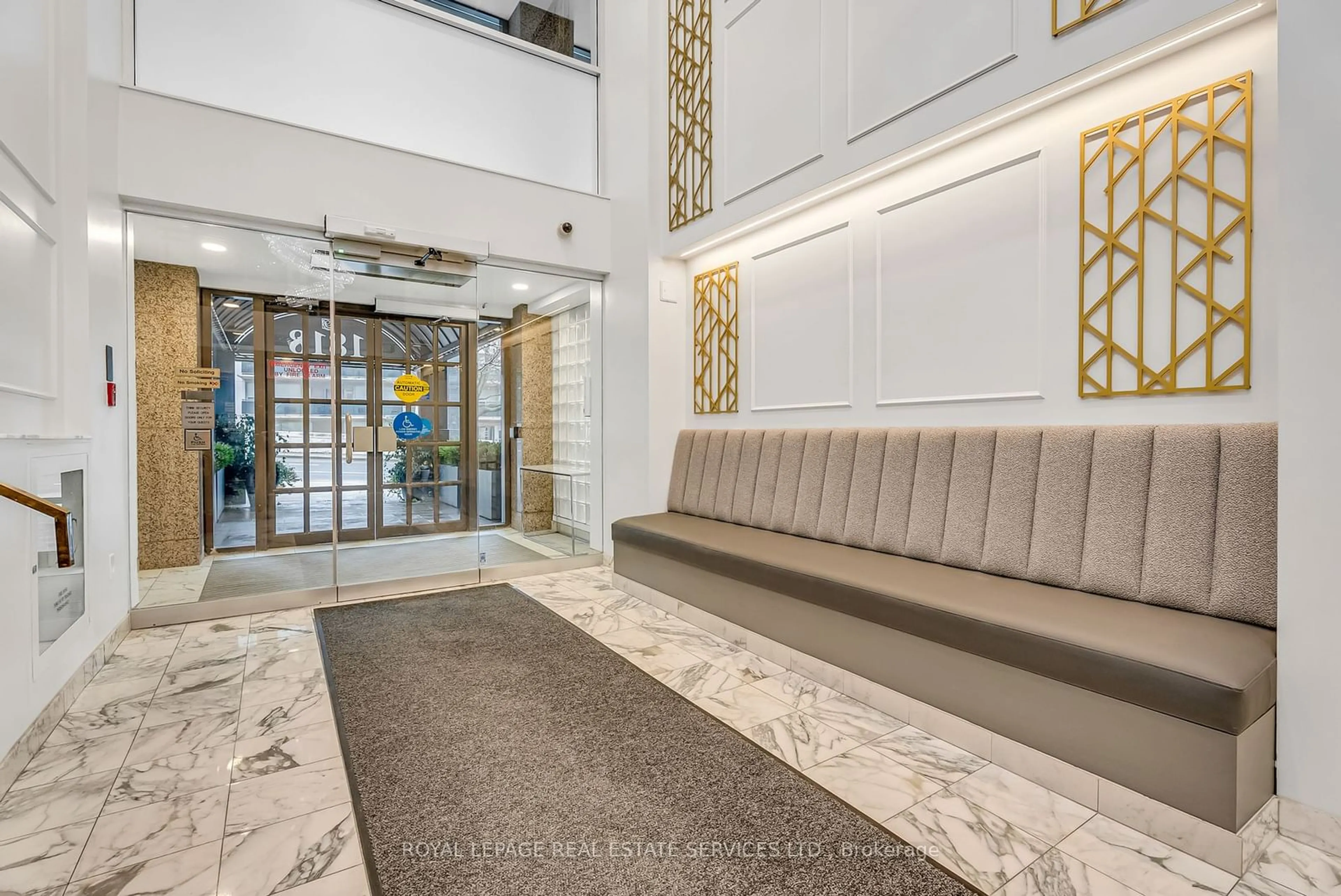 Lobby for 1818 Bayview Ave #307, Toronto Ontario M4G 4G6