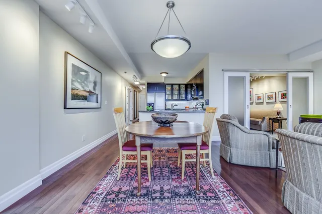 Additional property image - 168 King St Unit PH1605