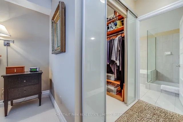 Additional property image - 168 King St Unit PH1605