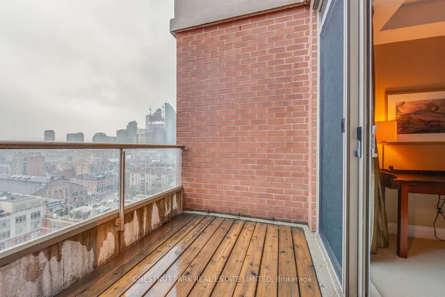 Additional property image - 168 King St Unit PH1605