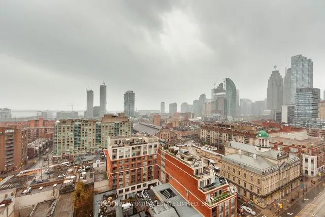 Additional property image - 168 King St Unit PH1605