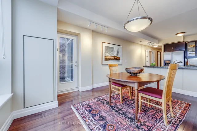 Additional property image - 168 King St Unit PH1605